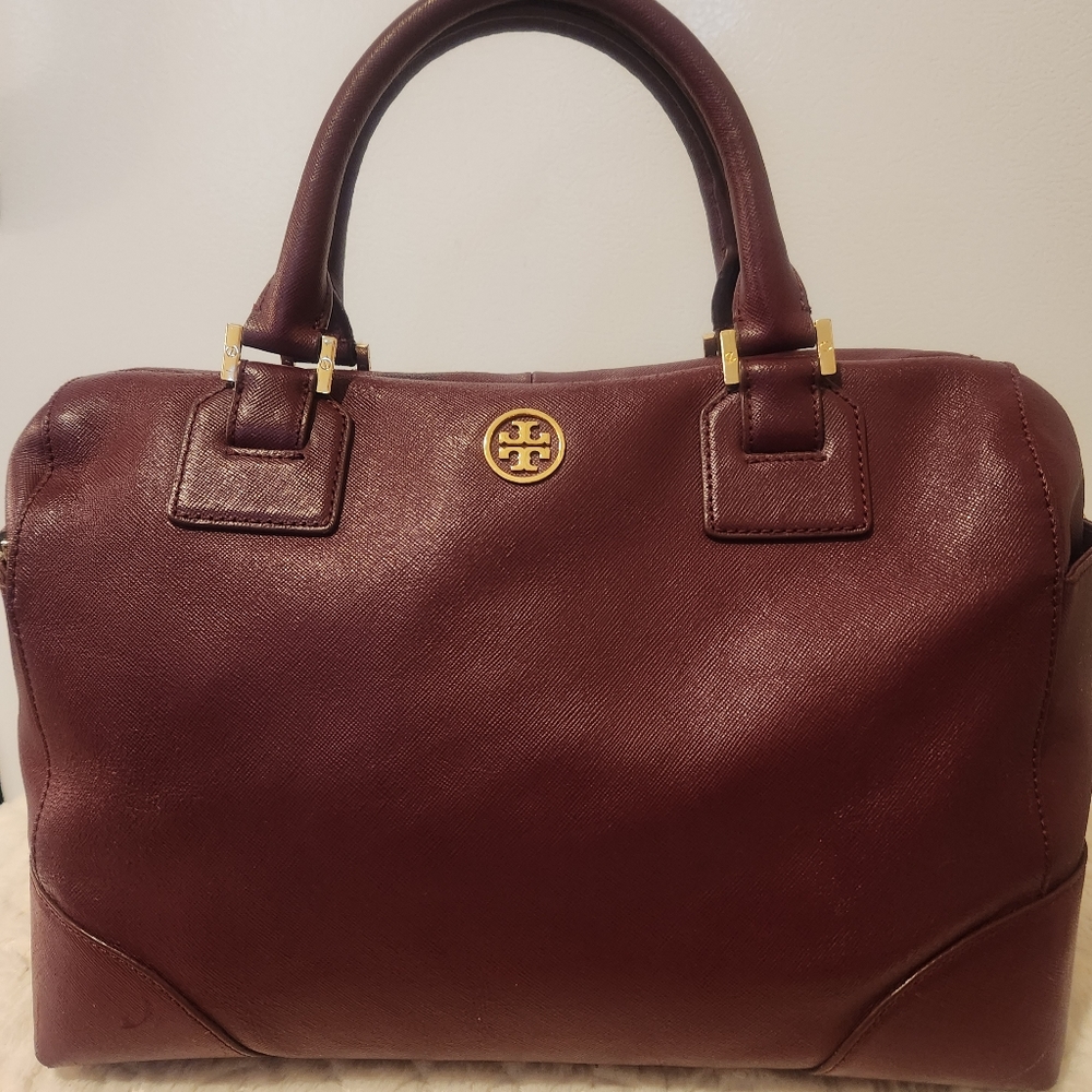 Hand Bag - Picture 2 of 16